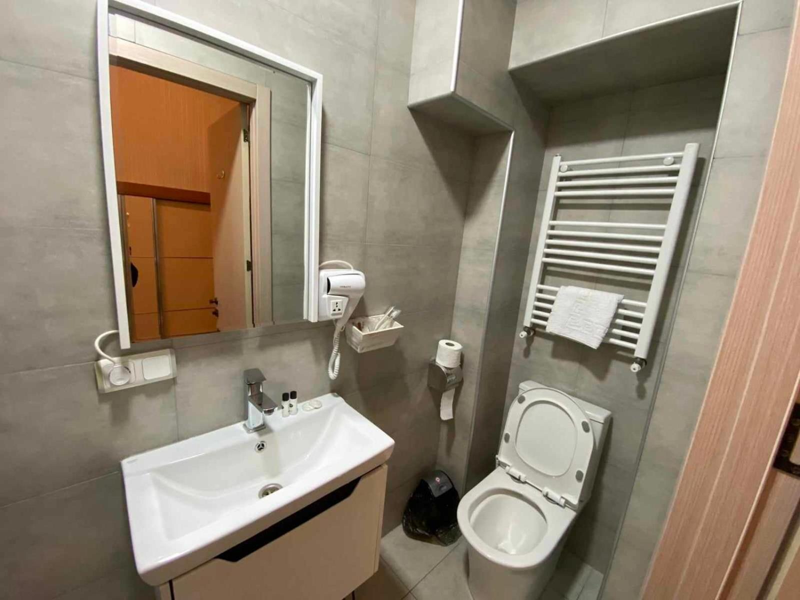 Hotel The Builder 124 Τυφλίδα Εξωτερικό φωτογραφία